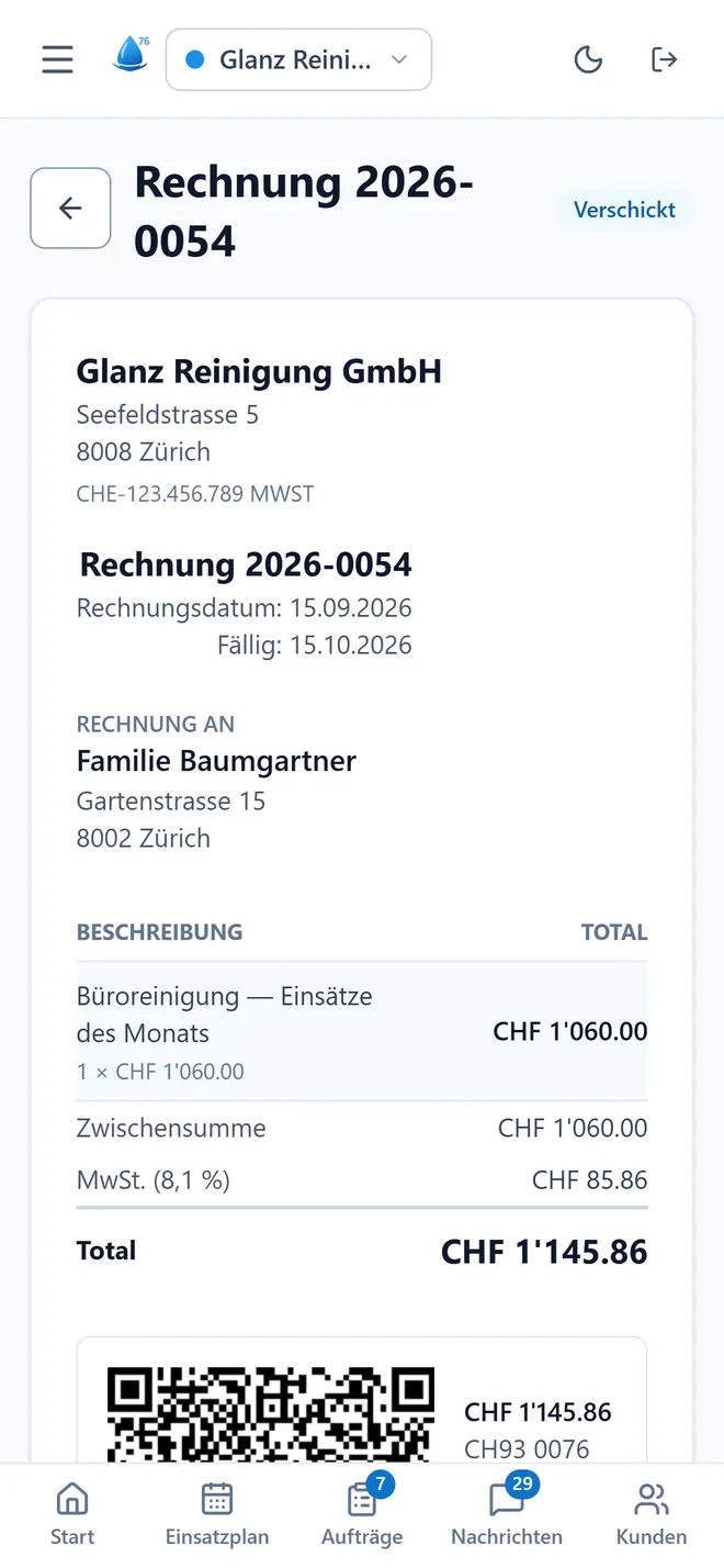 Eine Rechnung in der App, mit 8,1% MWST und Schweizer QR-Code.